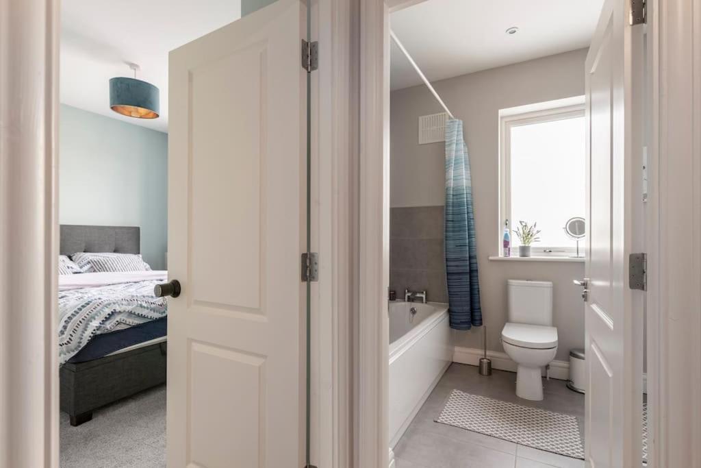 Ferienwohnung Dublin Jacuzzi Escape Exterior foto